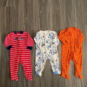 Carter's Red/Blue/Orange spring Footies 3 piece bundle size 9 months